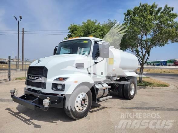Mack MD7 Цистерна