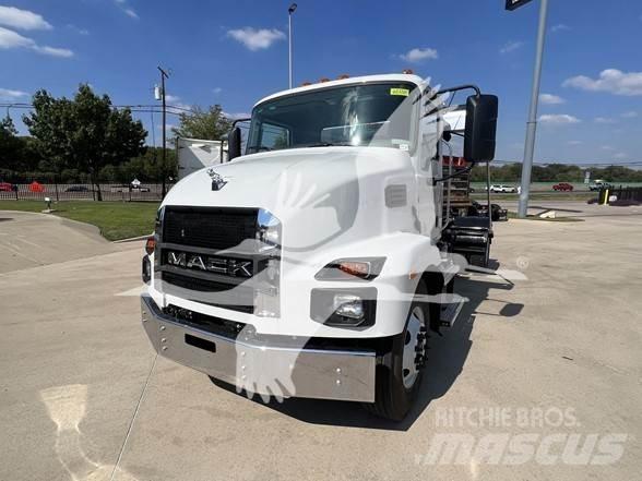 Mack MD7 Строителство - Други