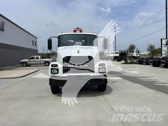 Mack MD7 Строителство - Други