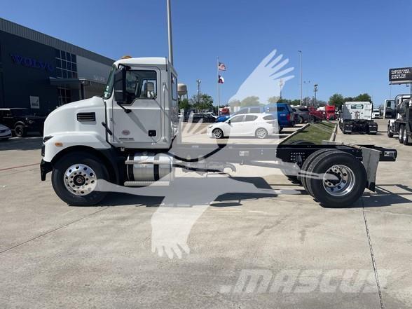 Mack MD7 Шаси кабини