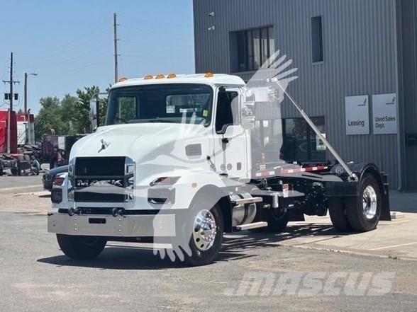 Mack MD7 Строителство - Други