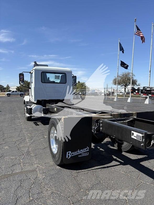 Mack MD7 Шаси кабини