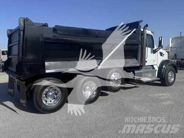 Peterbilt 567 Самосвал