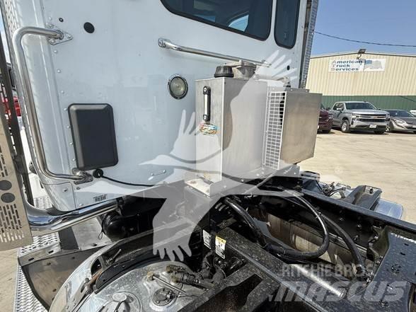 Peterbilt 567 Влекачи