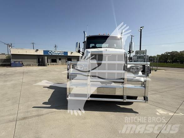 Peterbilt 567 Влекачи