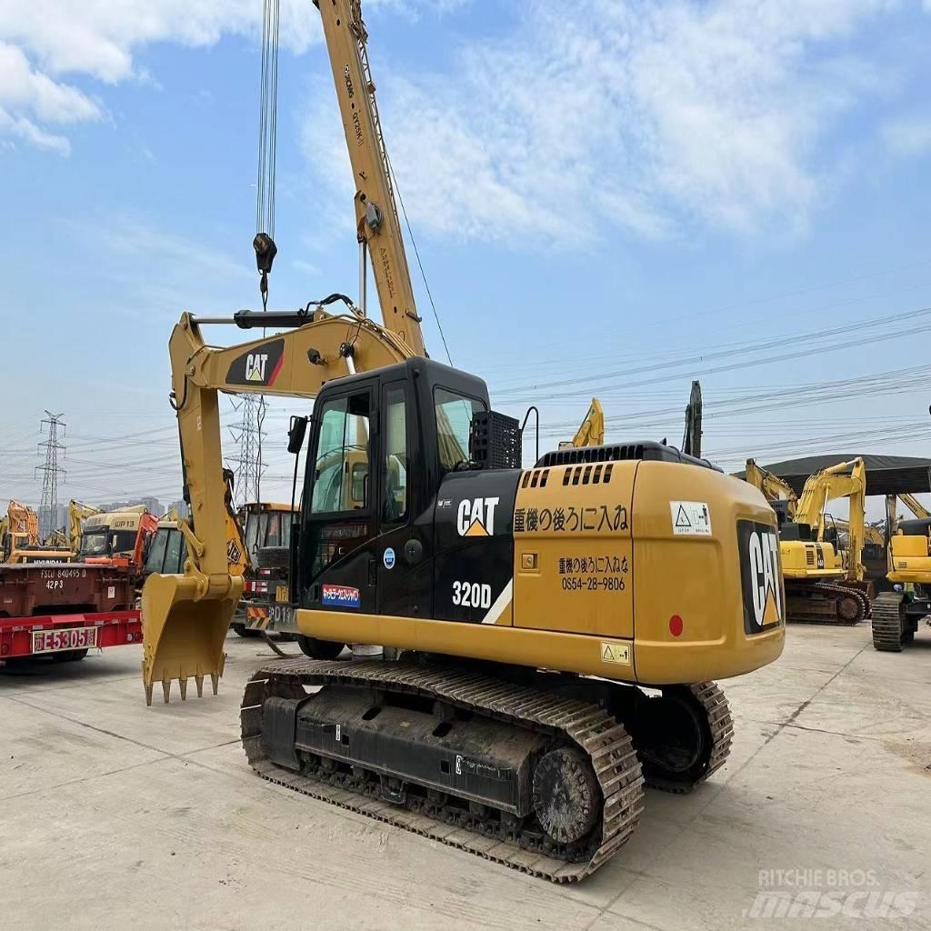 CAT 320 D Верижен екскаватор