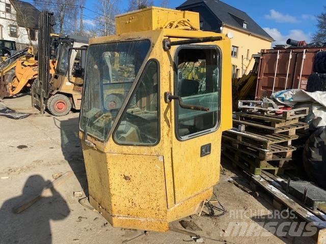 CAT 992 C Кабина