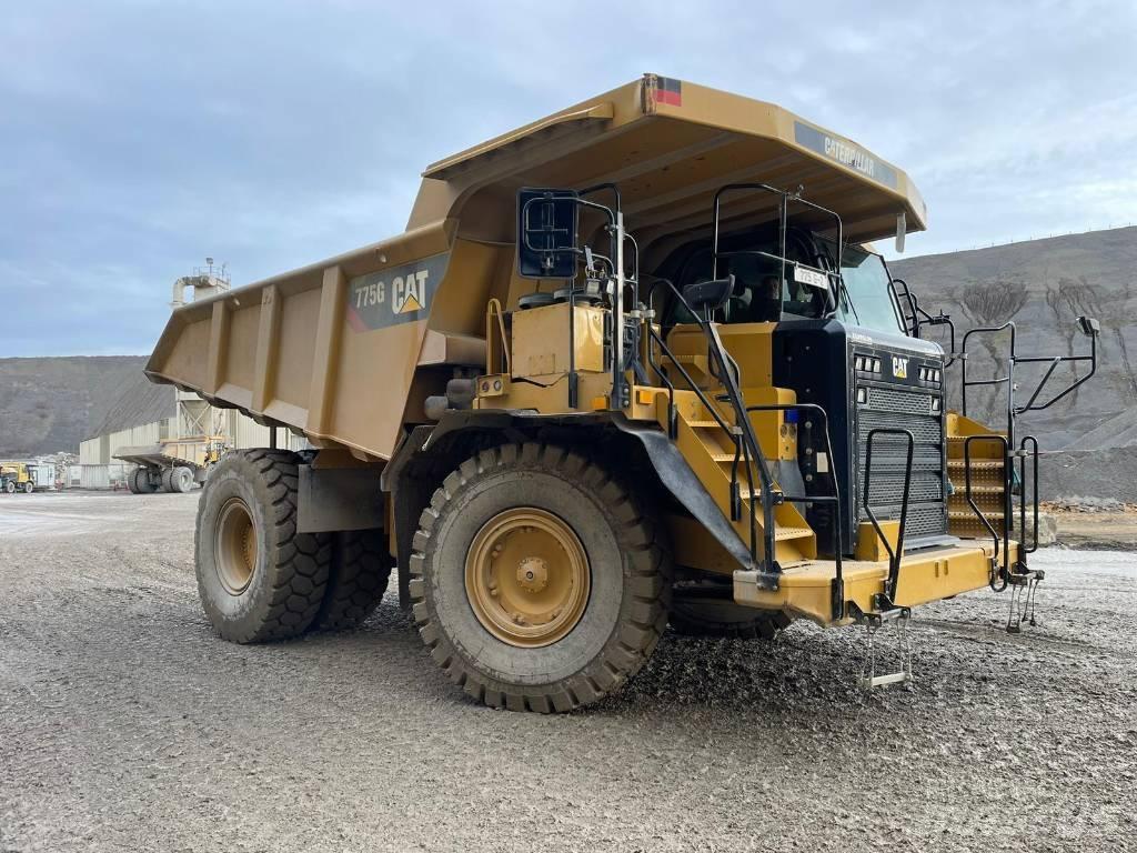 CAT 775G Твърди самосвали
