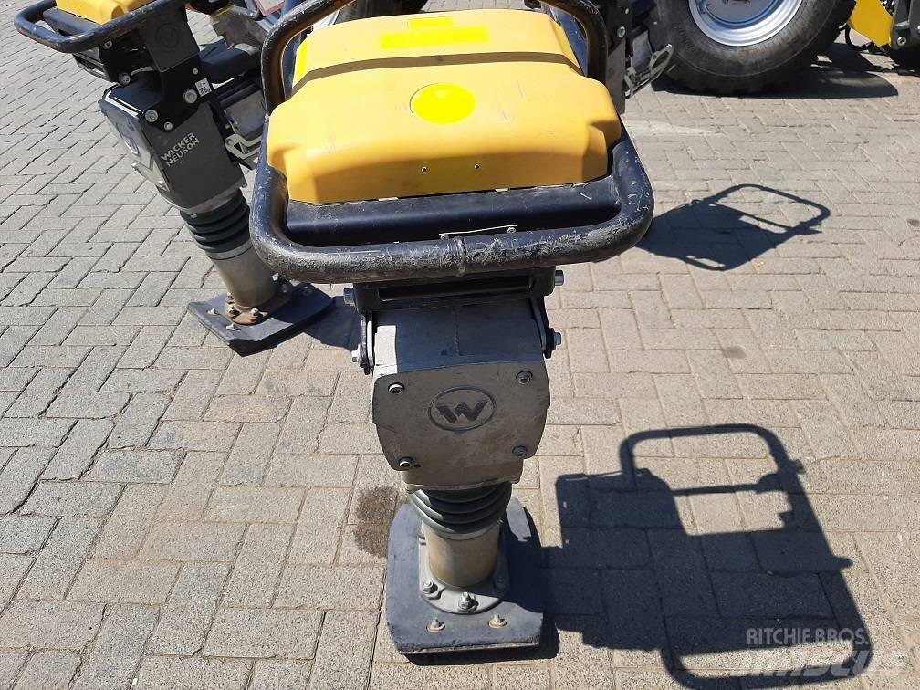 Wacker Neuson AS60e Пробки