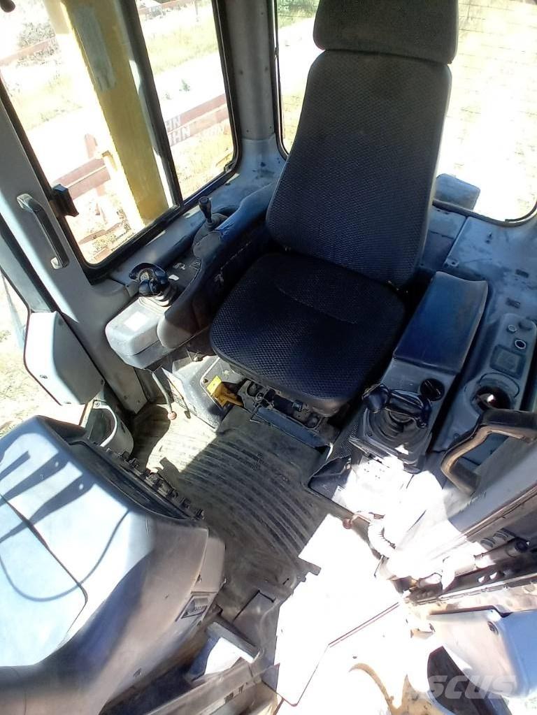 Komatsu D 61 EX-15 Верижни булдозери
