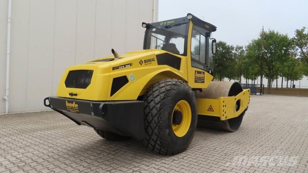 Bomag BW213 DH-5 Еднобарабанни ролки
