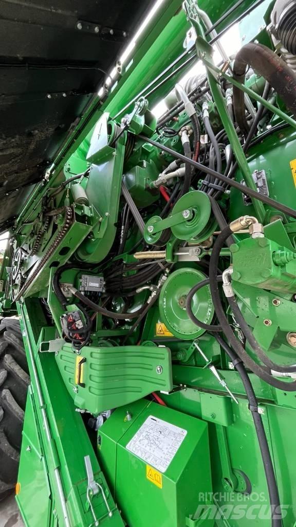 John Deere T 560 Комбайни