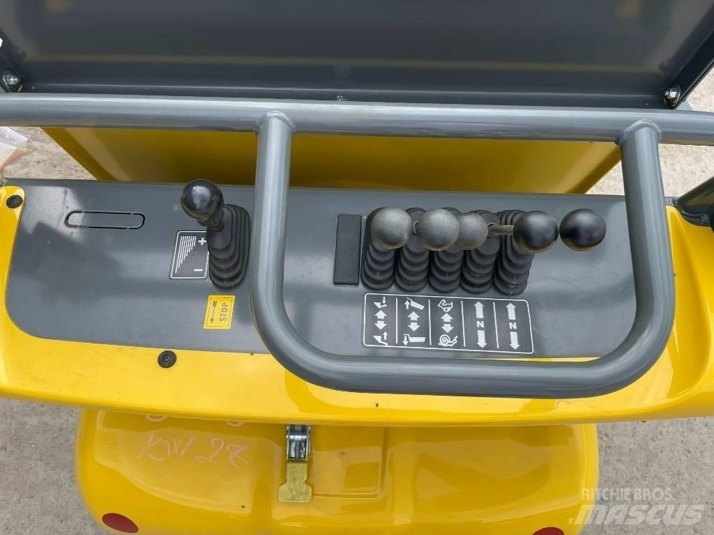 Wacker Neuson DT 08 Странични самосвали