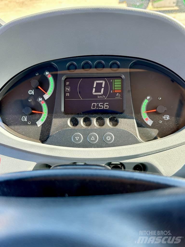Hitachi ZW140-6 Колесни товарачи