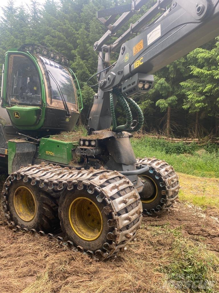 John Deere 1170G Харвестери