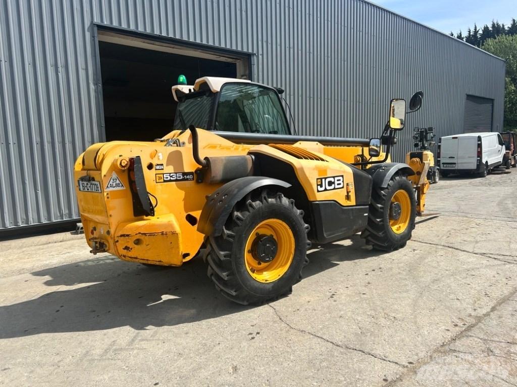 JCB 535-140 Hiviz Телескопични товарачи