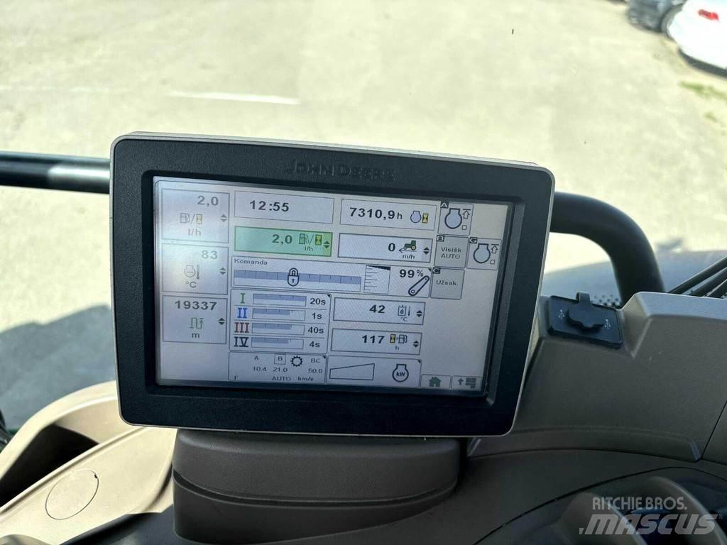 John Deere 6150R Трактори