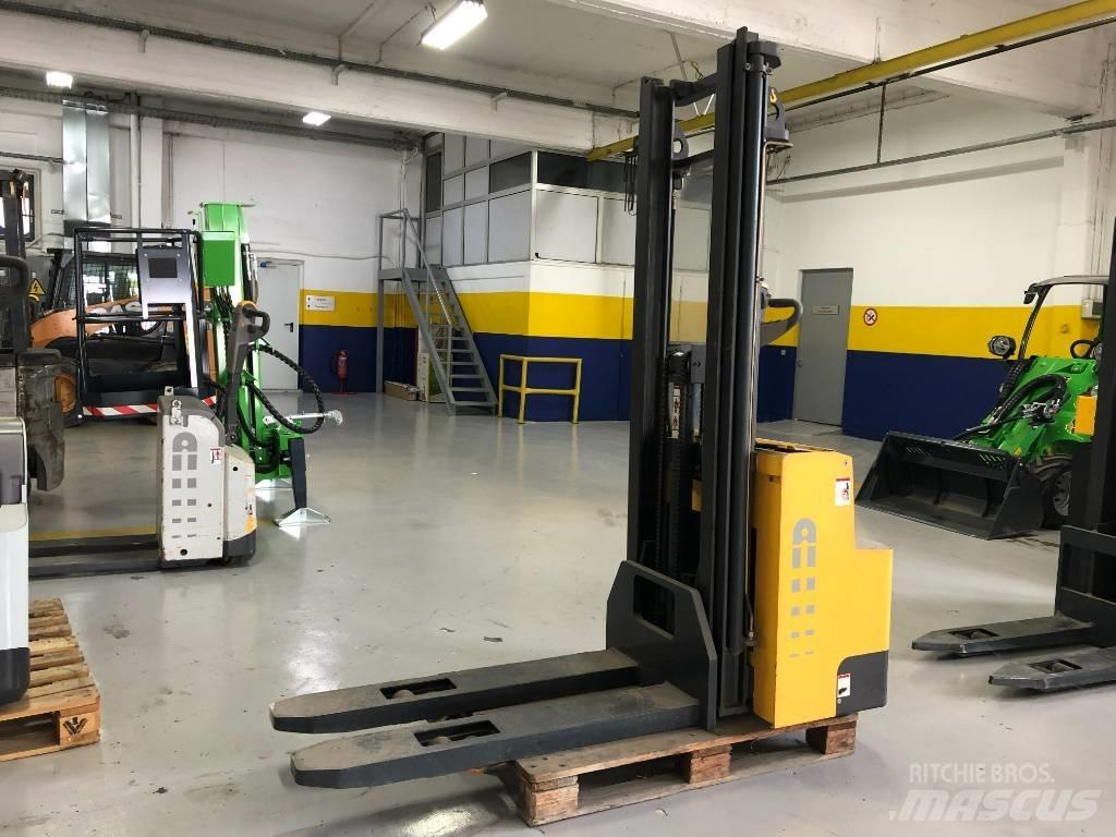 Atlet CSH 125 Самоходни товарачи