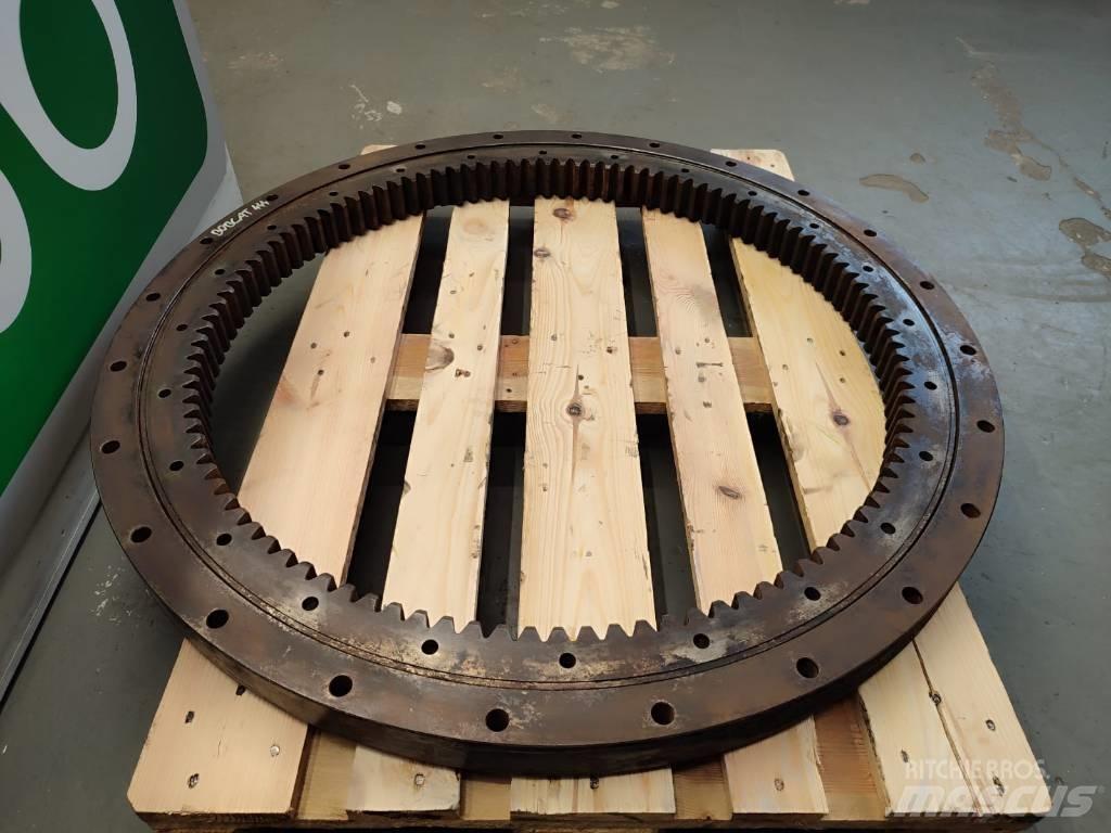 Bobcat 444 swing rim Шаси