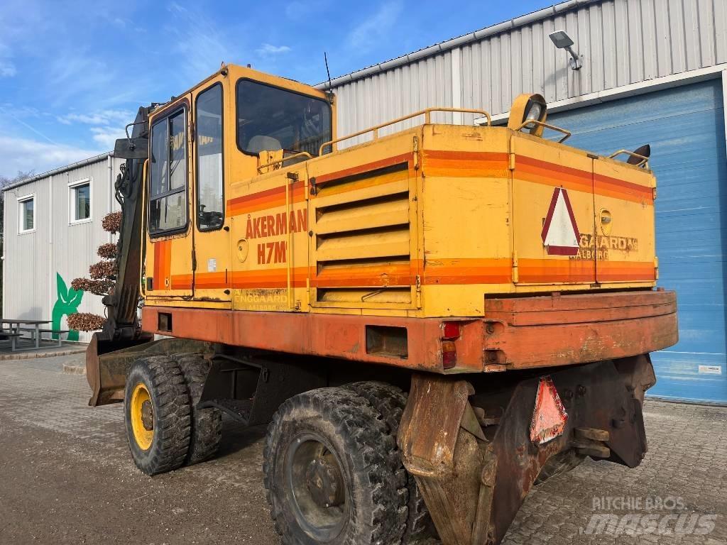  Aakermann H7M Колесни екскаватори