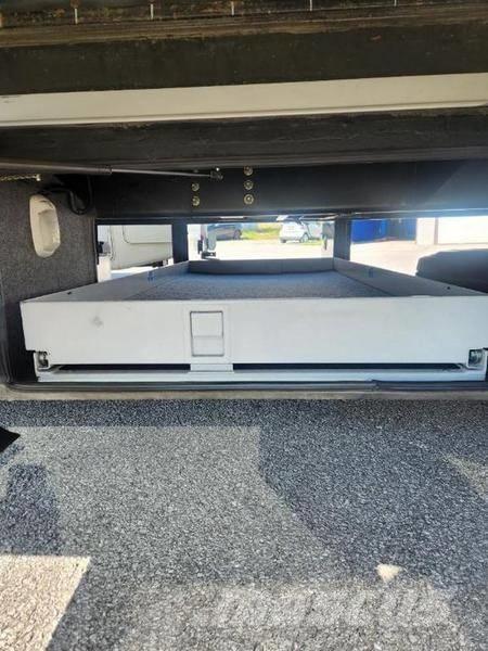 Tiffin Pheaton 40QDH Домове на колела и каравани