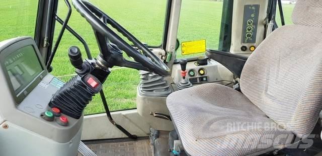 Fendt Xylon 520 Трактори