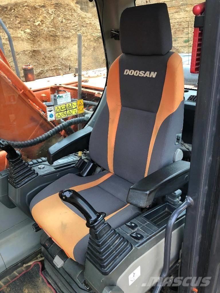 Doosan dx225 Верижен екскаватор