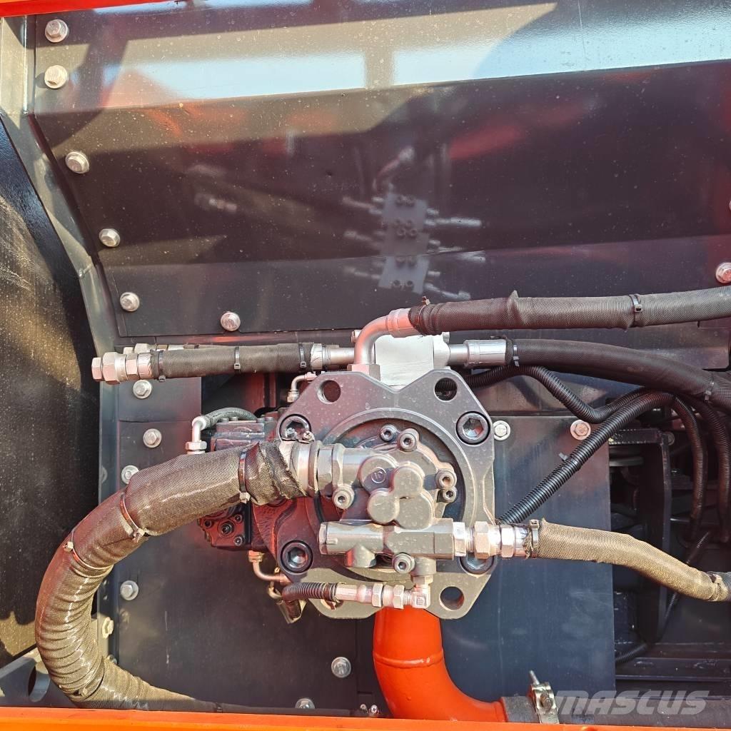 Doosan DX225LC-9C Верижен екскаватор