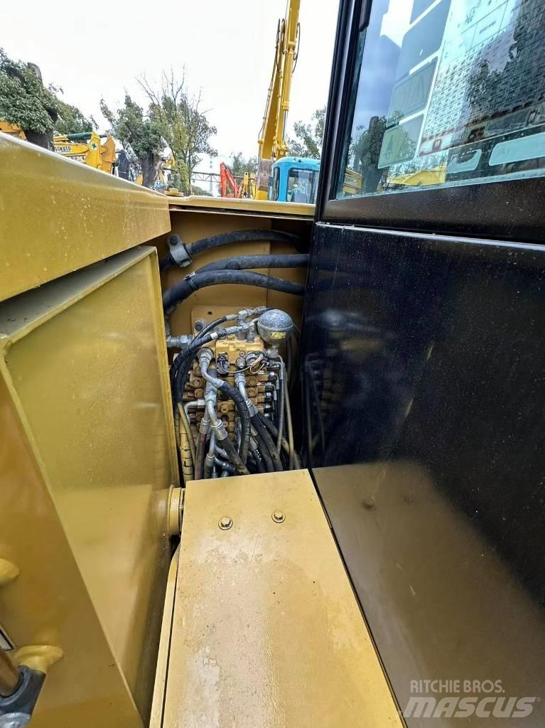 CAT 305.5E2 Верижен екскаватор