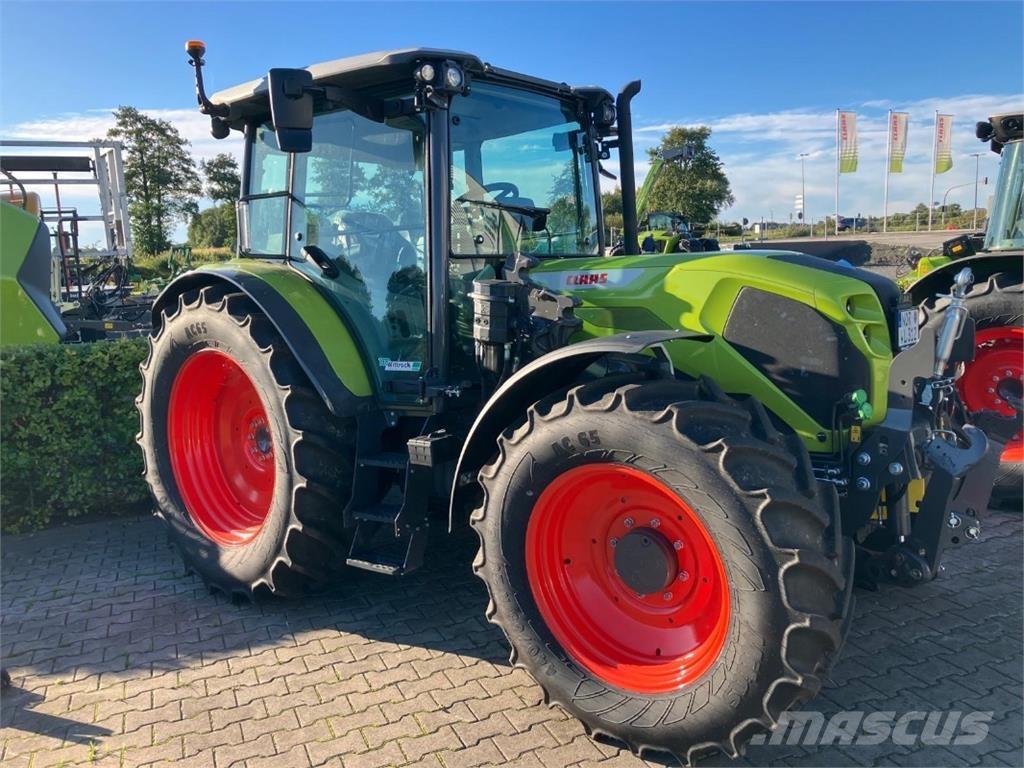CLAAS Axos 3.120 Трактори