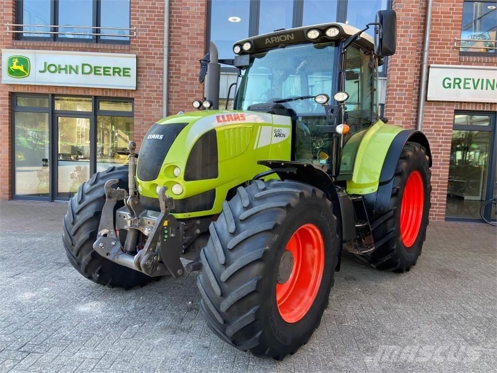 CLAAS Arion 640 Трактори