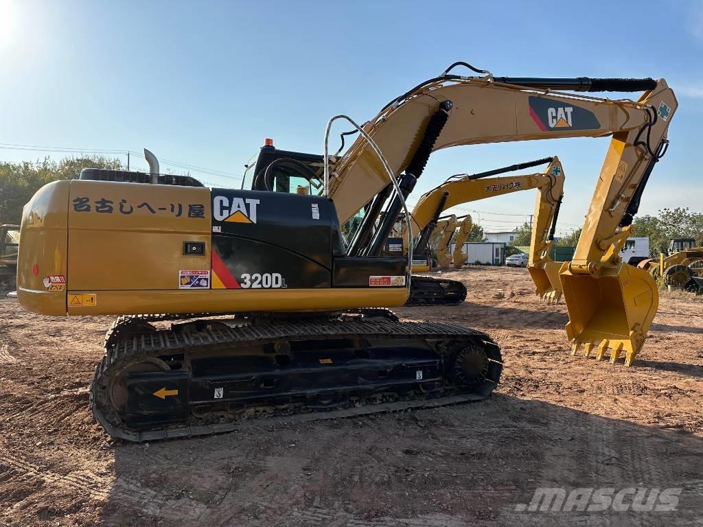 CAT 320D Верижен екскаватор