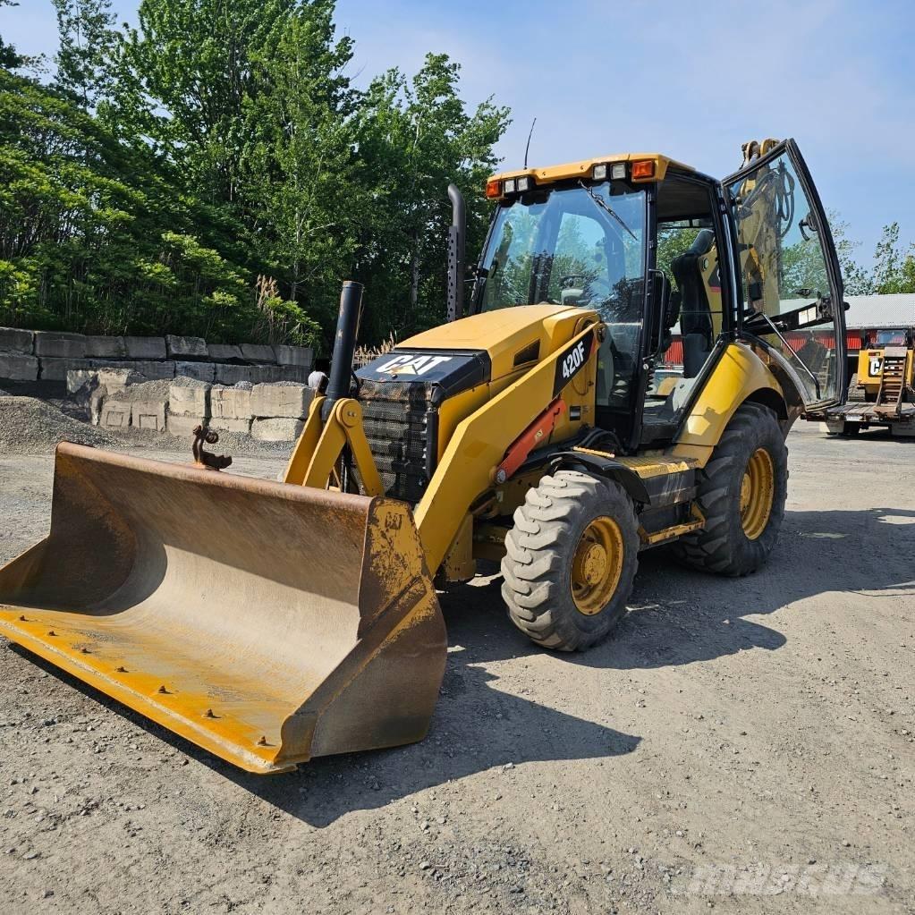 CAT 420 F Товарач със заден ексватор