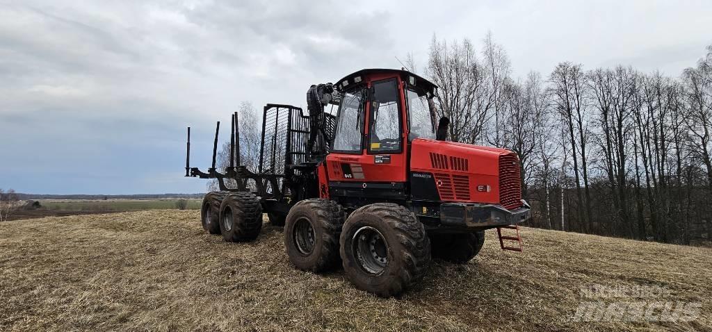 Komatsu 845 Форуардери