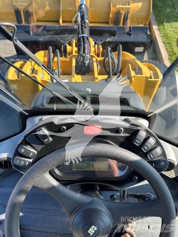 CAT 914M Колесни товарачи