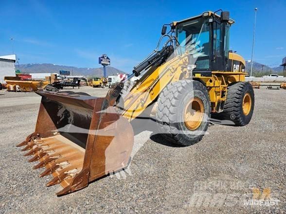 CAT 930G Колесни товарачи