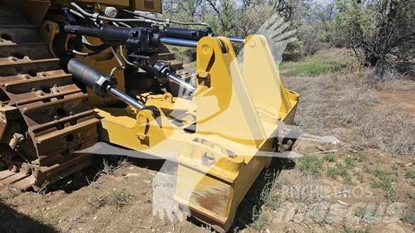 CAT D9T Верижни булдозери
