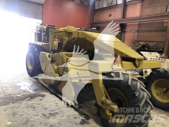 CAT RR-250 Рециклатори на асфалт