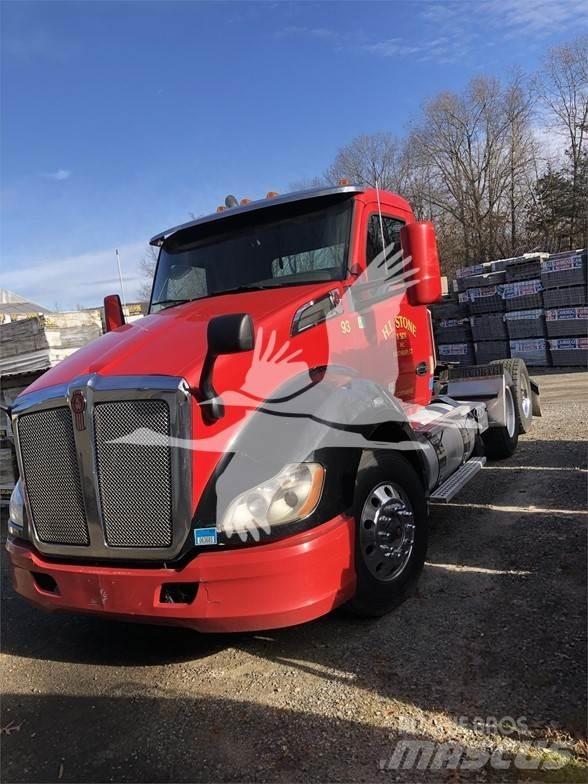 Kenworth T680 Влекачи