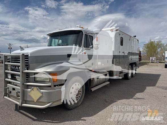 Mack CH613 Строителство - Други