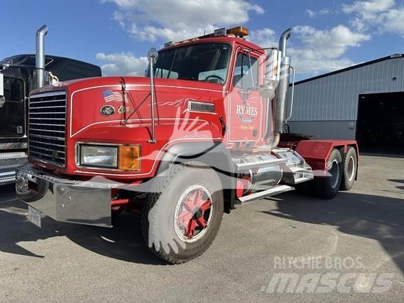Mack CL753 Влекачи