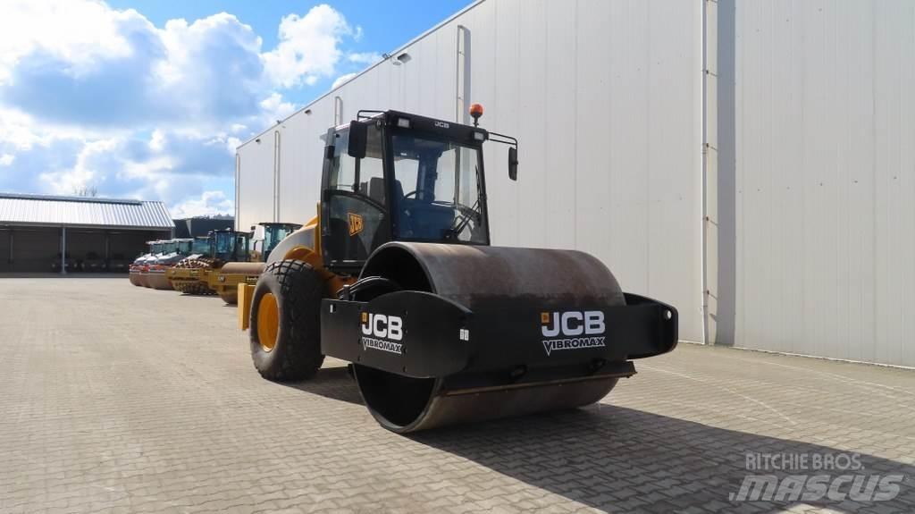 JCB VM200D Еднобарабанни ролки
