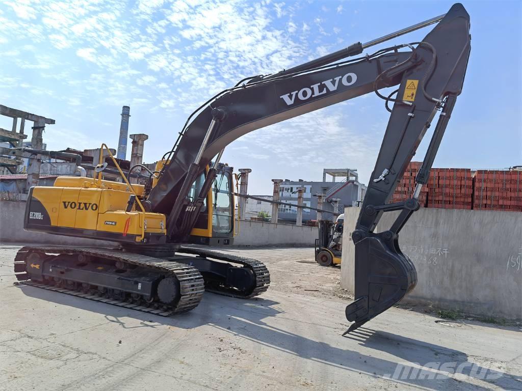 Volvo EC210B Верижен екскаватор
