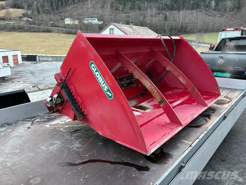 Globus Gsk 1500 Разстилачки на пясък и сол