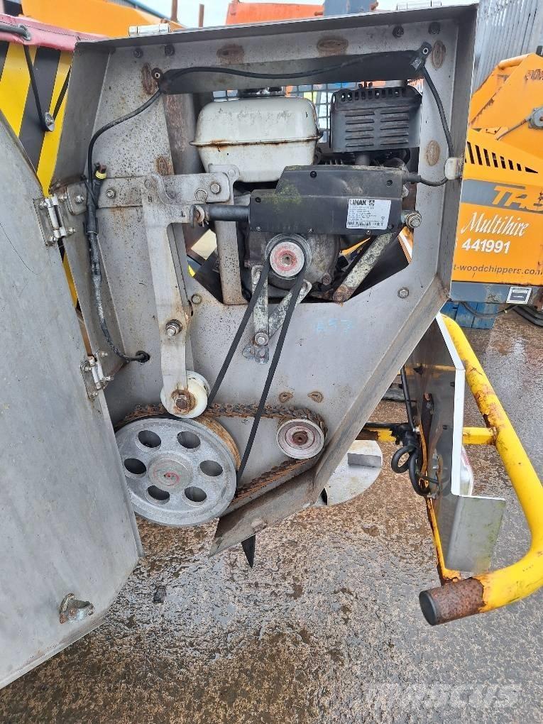 Logic PDS350RB Разстилачки на пясък и сол