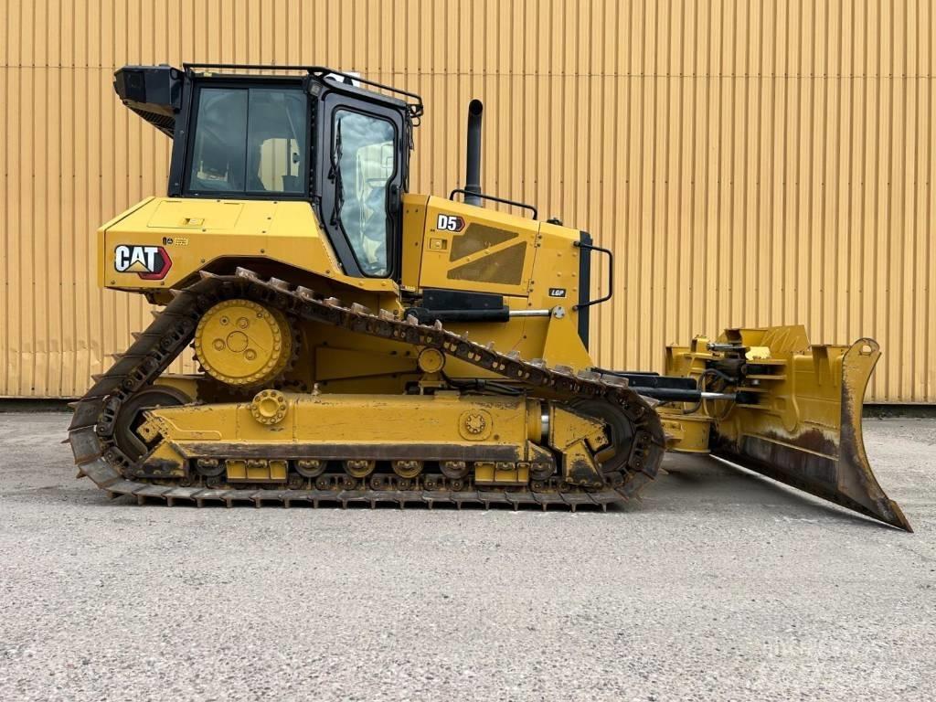 CAT D 5 LGP Верижни булдозери
