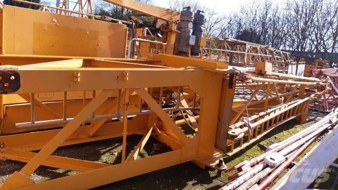 Potain MD 235 J12 Мачтови кранове