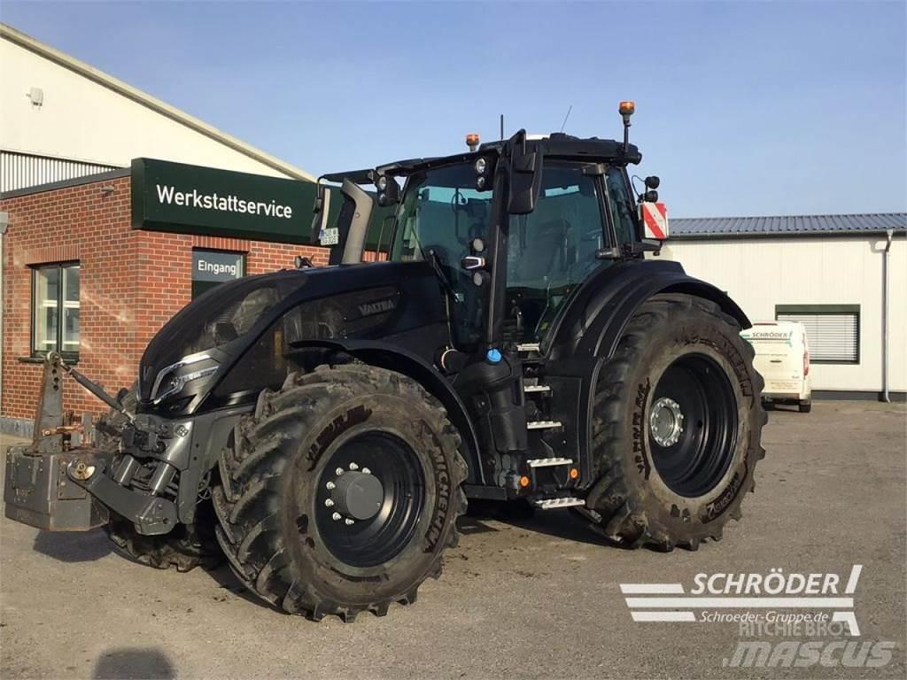 Valtra Q 305 Трактори