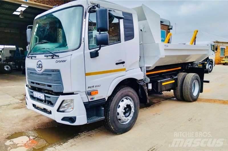 UD Croner PKE 250 Други