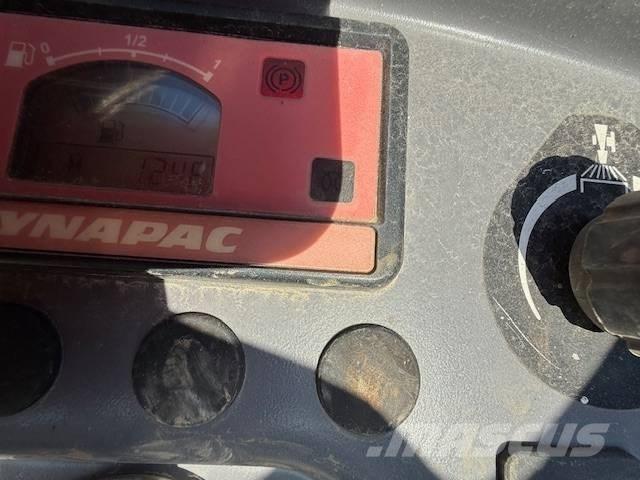 Dynapac CC 1300 Двойни барабанни ролки
